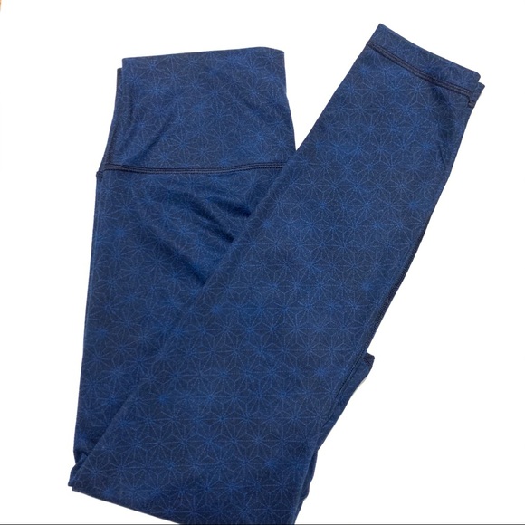 lululemon athletica Pants - Lululemon blue patterned leggings size 4